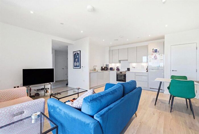 2 Bedroom Flat For Sale In Cargo House, Silly Weir Promenade, Newham, E16