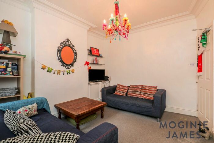 5 Bedroom Terraced House To Rent In Dalton Street, Cathays, Cardiff, CF24