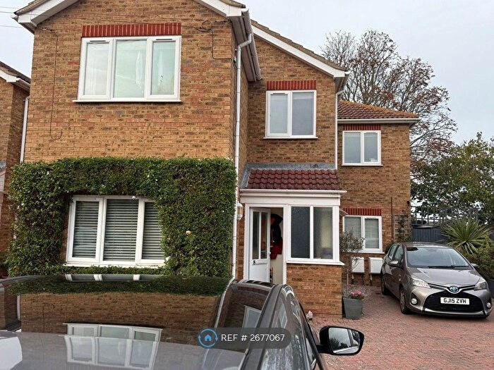 2 Bedroom Flat To Rent In Garlinge, Margate, CT9