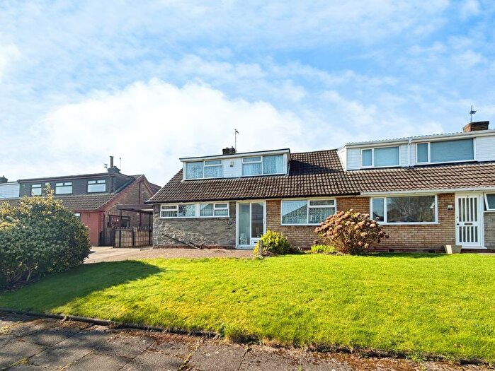 3 Bedroom Bungalow For Sale In Buttermere Avenue, Ashton-In-Makerfield, WN4