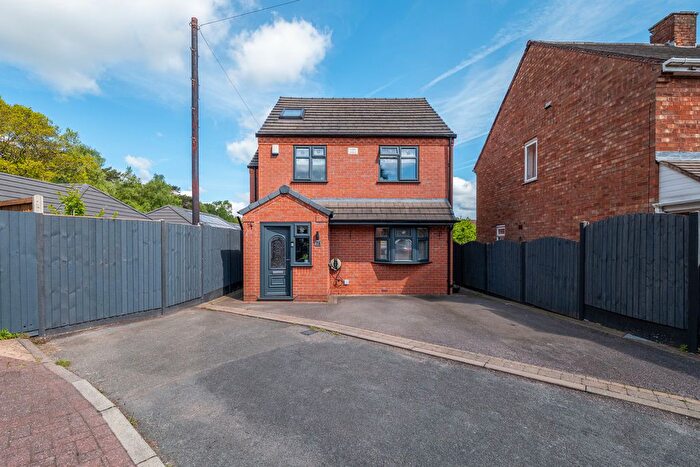 3 Bedroom Detached House For Sale In Wardle Place, Cannock, WS11