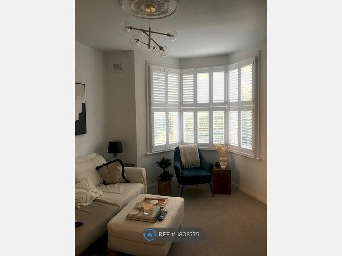 1 Bedroom Flat To Rent In Streatham Hill, London, SW2