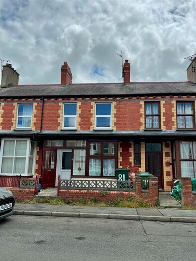 3 Bedroom Terraced House To Rent In Orme Road, Bangor, LL57