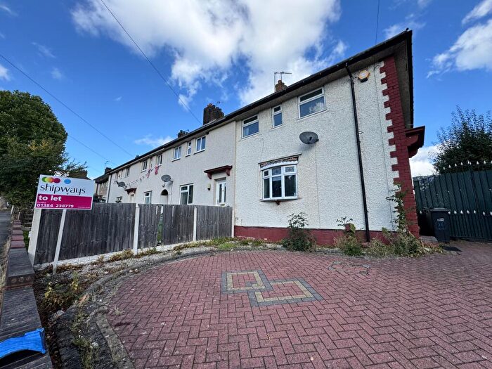 3 Bedroom House To Rent In Oak Road, Dudley, DY1