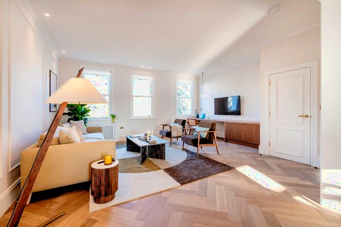 3 Bedroom Flat To Rent In Philbeach Gardens, London, SW5