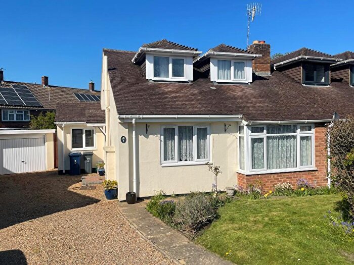 3 Bedroom Semi-Detached Bungalow For Sale In Malthouse Mead, Godalming, Surrey, GU8