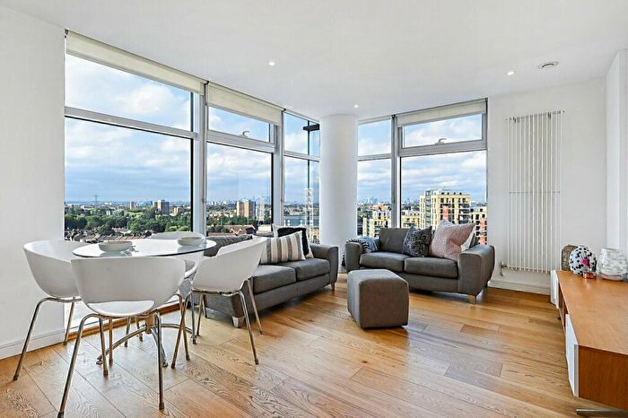 2 Bedroom Apartment To Rent In Pioneer Point, Ilford, IG1