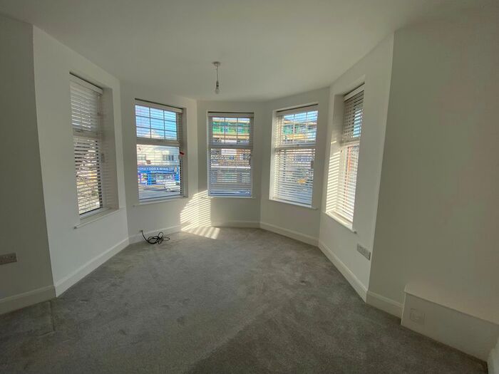 Studio To Rent In Cecil Road, Boscombe, Bournemouth, BH5