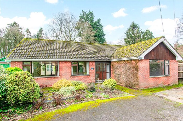 3 Bedroom Detached Bungalow For Sale In Main Street, Chaddleworth, Newbury, Berkshire, RG20
