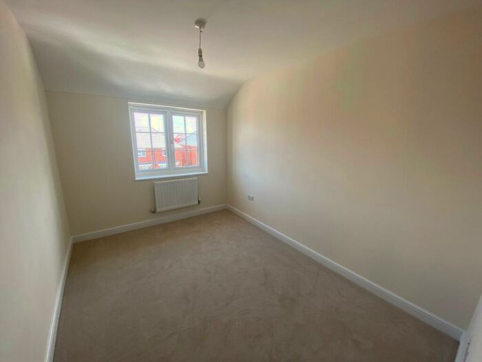 4 Bedroom House To Rent In Gilder Way, Ledsham Village, CH66