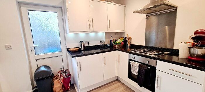 1 Bedroom Flat To Rent In West Street, Hucknall, NG15
