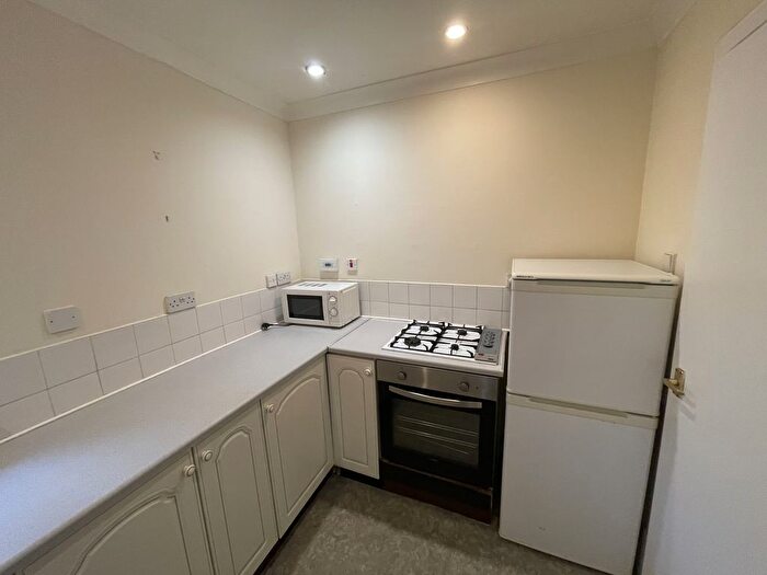 1 Bedroom Flat To Rent In Lytton Street, Dundee, Angus, DD2
