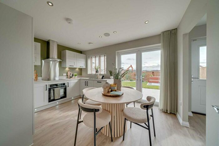 3 Bedroom Detached House For Sale In Doncaster Road, Harlington, Doncaster, DN5