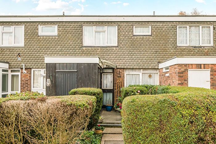 3 Bedroom Terraced House For Sale In Sheldwich Terrace, Turpington Lane, Bromley, BR2