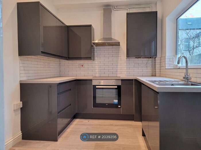 4 Bedroom Terraced House To Rent In Beauvale Road, Nottingham, NG2