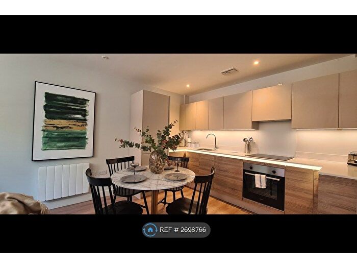 1 Bedroom Flat To Rent In Richmond House, Bournemouth, BH2