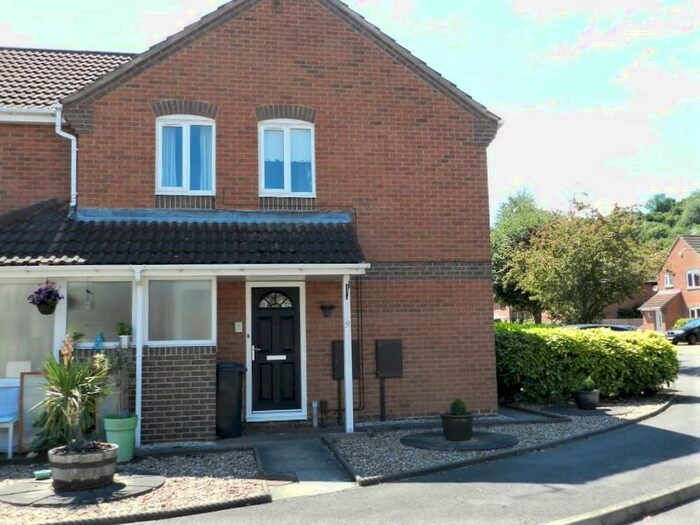 2 Bedroom Coach House To Rent In Hotspur Drive, Nottingham, Nottinghamshire, NG4