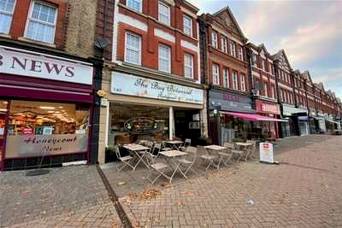 1 Bedroom Flat To Rent In The Broadway, Thorpe Bay, SS1