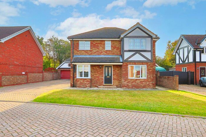 4 Bedroom Detached House For Sale In Abbey Rise, Barrow-Upon-Humber, Lincolnshire, DN19