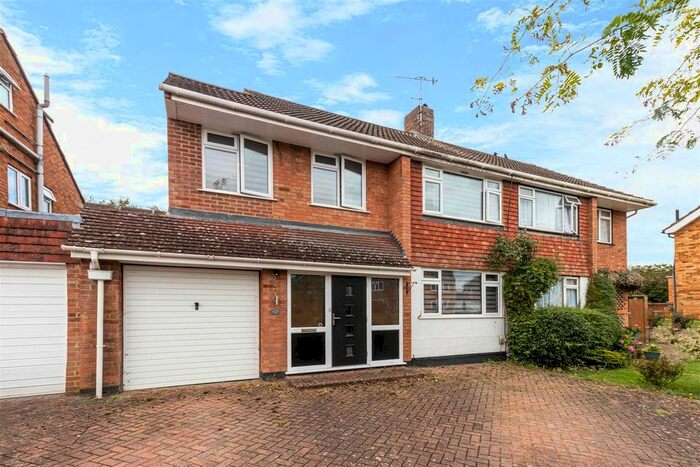 3 Bedroom Semi-Detached House To Rent In Bramble Close, Hildenborough, Tonbridge, TN11