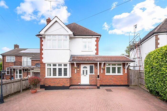 3 Bedroom Detached House To Rent In Nork Gardens, Banstead, SM7