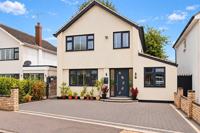 5 Bedroom Detached House For Sale In Kings Park, Benfleet, SS7