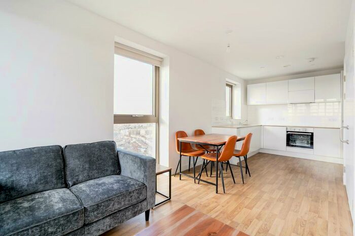 1 Bedroom Apartment To Rent In Seven Sisters London, N15