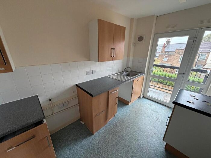 1 Bedroom Flat For Sale In Flat, Manor Park Road, Harlesden, London, NW10