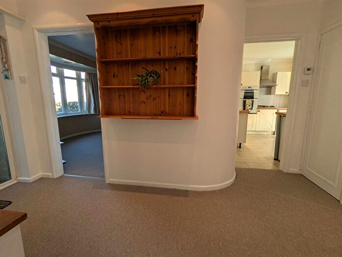 2 Bedroom Detached Bungalow For Sale In Hill Street, Sandown, PO36