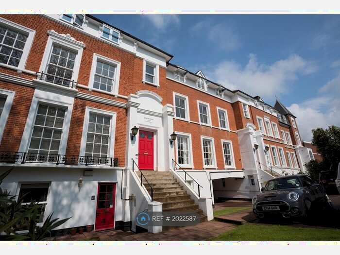 1 Bedroom Flat To Rent In Regents Court, Beckenham, BR3