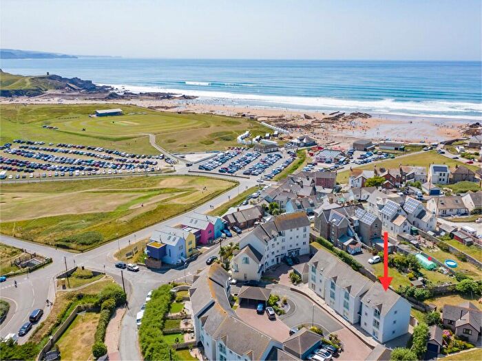 2 Bedroom Apartment For Sale In Hawkers Court, Bude, EX23