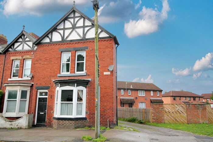 2 Bedroom End Terrace House For Sale In Topcliffe Road, Sowerby, YO7