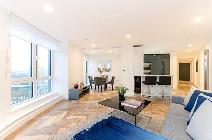 2 Bedroom Flat To Rent In City Road, Old Street, London, EC1V