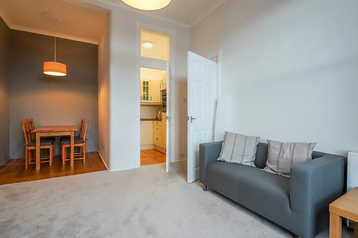 1 Bedroom Apartment To Rent In Dean Park Street, Stockbridge, Edinburgh, EH4