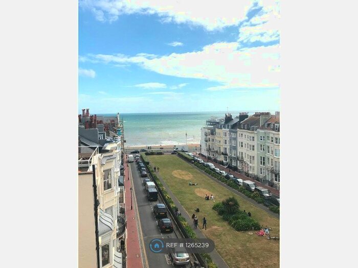 3 Bedroom Flat To Rent In New Steine Mansions, Brighton BN2