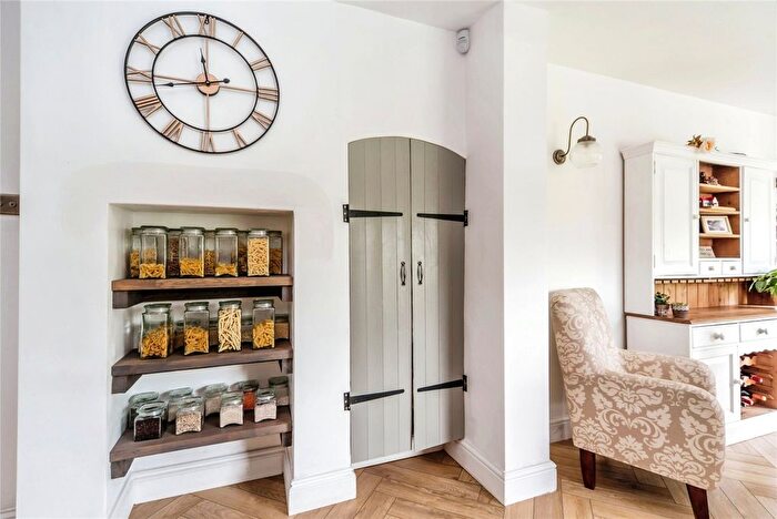 5 Bedroom Detached House For Sale In Day's Lane, Biddenham, Bedford, Bedfordshire, MK40