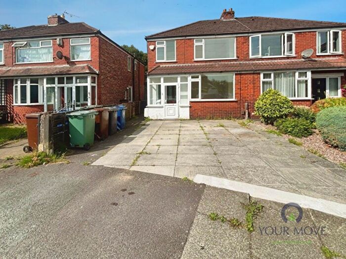 3 Bedroom Semi-Detached House To Rent In Cardigan Drive, Bury, Lancashire, BL9