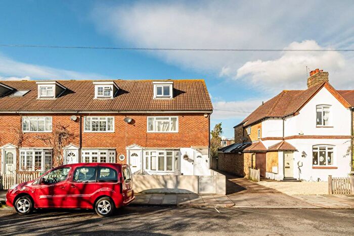 3 Bedroom Semi Detached House For Sale In Lock Road, Ham, Richmond, TW10