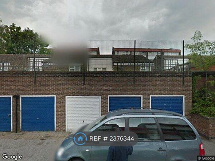 3 Bedroom Maisonette To Rent In Seabrooke Rise, Grays, RM17