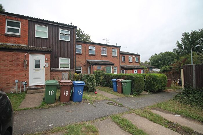 2 Bedroom Terraced House To Rent In Long Court, Purfleet, RM19