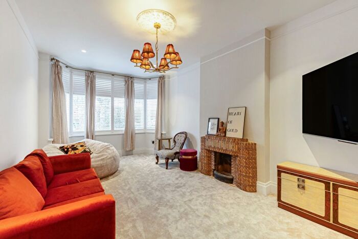 4 Bedroom Semi-Detached House To Rent In Staverton Road, London, NW2