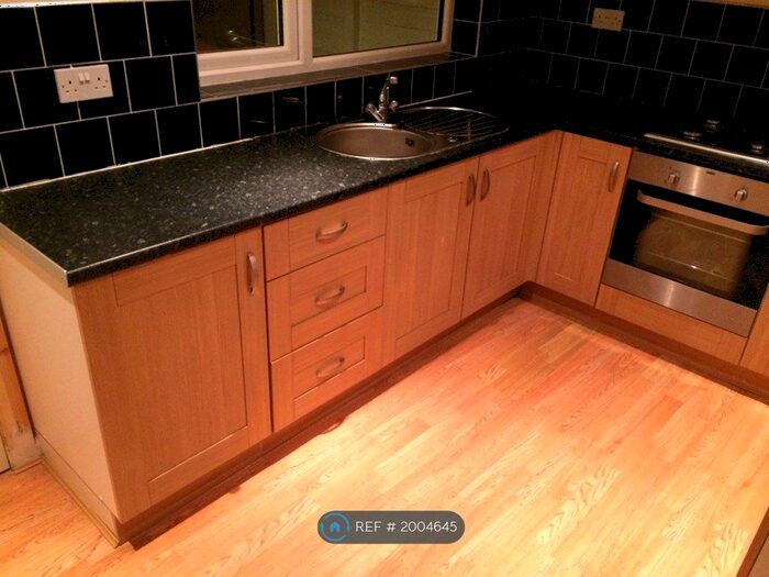 3 Bedroom Terraced House To Rent In Tibland Road, Birmingham, B27