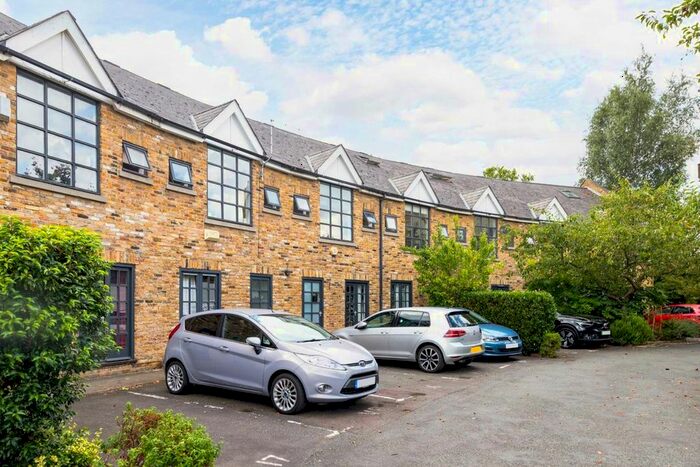 1 Bedroom Flat To Rent In Independent Place, London, E8