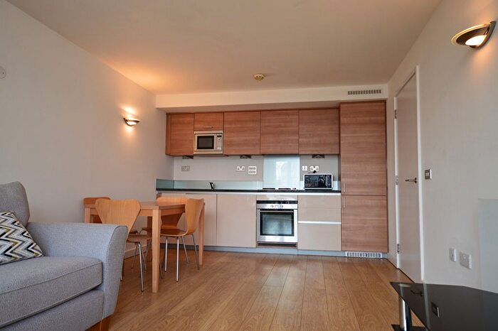 2 Bedroom Flat To Rent In Newton Lodge, Greenwich, SE10