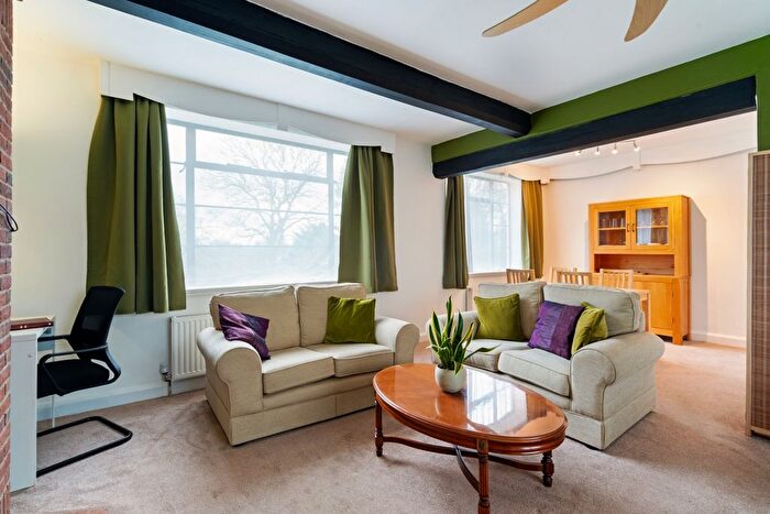 1 Bedroom Flat To Rent In Avenue Road, Stratford-Upon-Avon, CV37