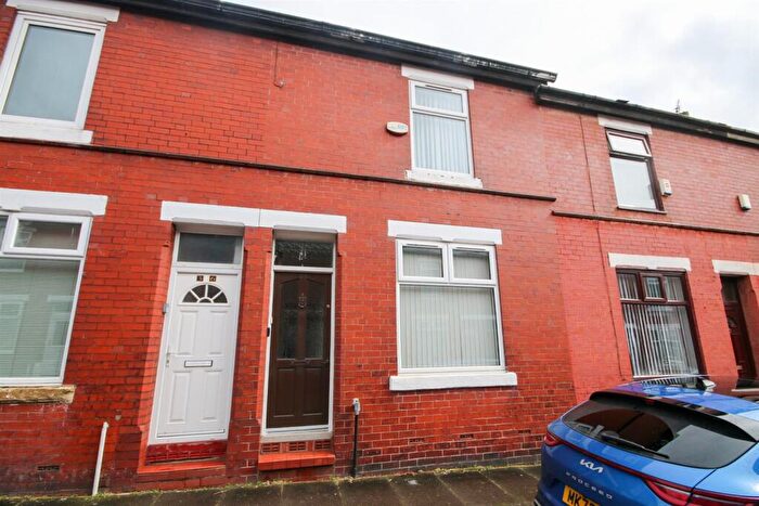 2 Bedroom Terraced House For Sale In Emerson Street, Salford, M5