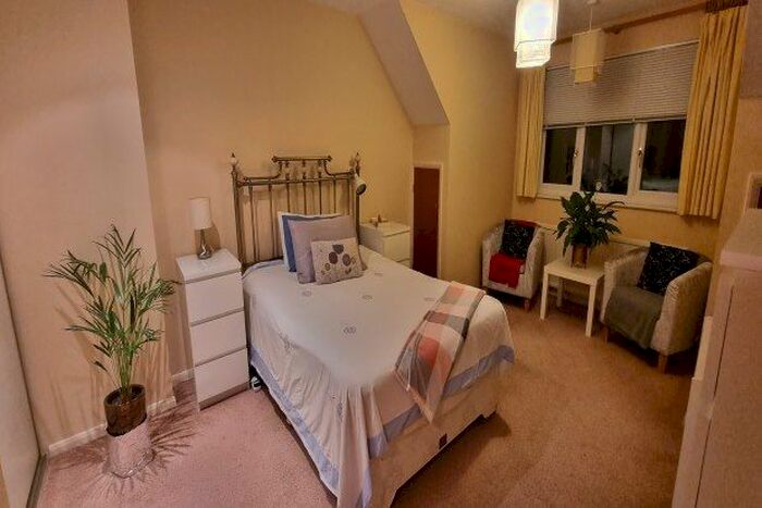 1 Bedroom Flat To Rent In Penns Wood, Farnborough, GU14