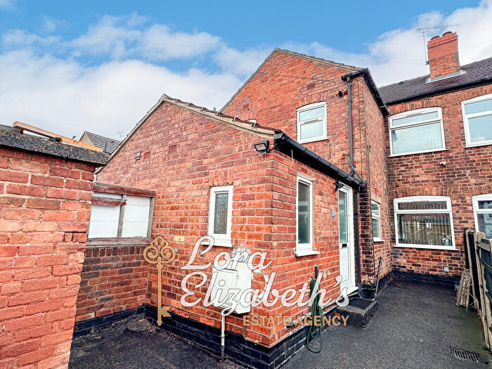 3 Bedroom Terraced House For Sale In Vale Drive, Shirebrook, NG20