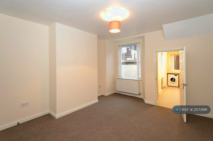 2 Bedroom Terraced House To Rent In Tottington Street, Manchester, M11