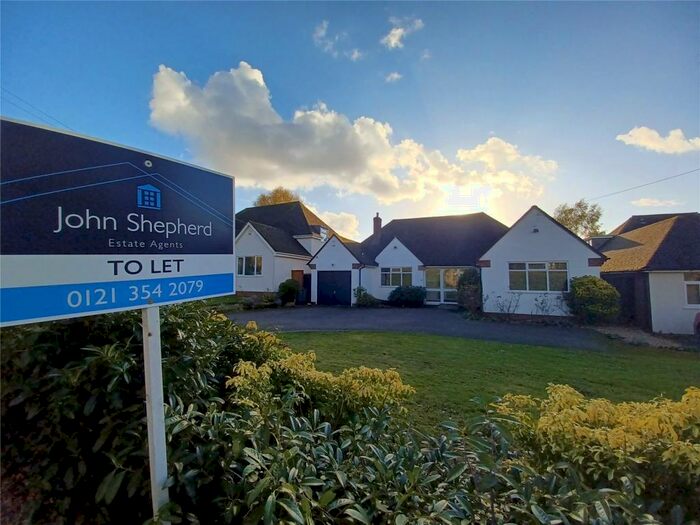 3 Bedroom Bungalow To Rent In Walsall Road, Sutton Coldfield, West Midlands, B74